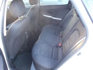 Kia Ceed / cee'd 2018 1.4 CRDI LX INSTYLE-thumb-12