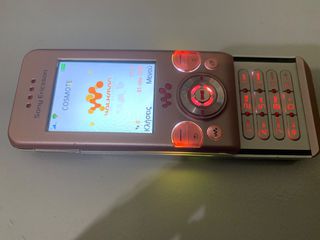 SONY ERICSSON W580i-thumb-4