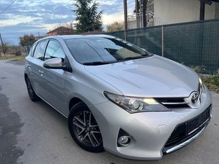 Toyota Auris '14  1.4 D-4D Life navi camera 