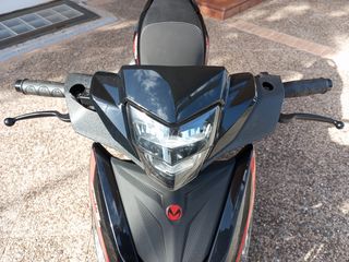 Malaguti Spectre GP 125 2025 ΕΤΟΙΜΟΠΑΡΑΔΟΤΟ-thumb-9
