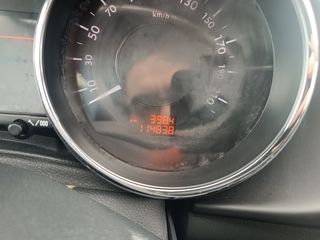 Peugeot 3008 2010-thumb-11
