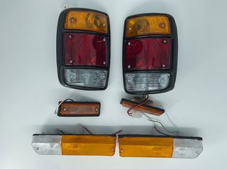 NISSAN DATSUN LB120 PICK UP ΣΕΤ ΠΙΣΩ ΦΩΤΑ ΚΑΙ ΦΛΑΣ ΚΑΙΝΟΥΡΙΑ 