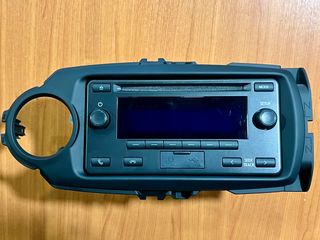 Εργοστασιακό Ραδιο-CD-MP3-USB Toyota Yaris 2016-2019