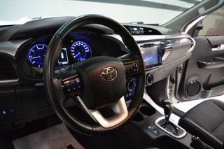 Toyota Hilux 2019 2.4D4D_Look_Tundra_Auto_200Ps-thumb-17