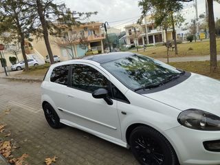 Fiat Punto Evo 2011-thumb-5