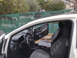Fiat Punto Evo 2011-thumb-11