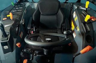 Τρακτέρ Solis 2026 S90 STAGE V- CLIMA -ΚΑΜΠΙΝΑ-thumb-29