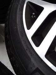 21 RANGE ROVER VELAR-thumb-1