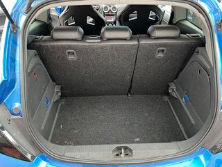 Opel Corsa opc-thumb-3