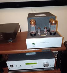 SET TSAKIRIDIS ALEXANDER Preamplifier & APOLLON Power Amplifiers-thumb-2
