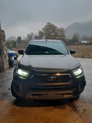 Toyota Hilux 2021-thumb-2