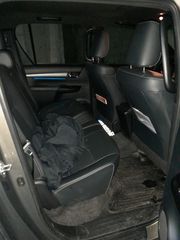Toyota Hilux 2021-thumb-4