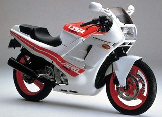 Honda CBR 400 '87 Honda CBR 400 R Aero (1987) ΑΝΤΑΛΛΑΚΤΙΚΑ
