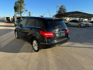 Mercedes-Benz B 180 2013 d-thumb-3