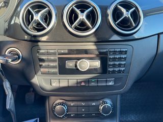 Mercedes-Benz B 180 2013 d-thumb-16