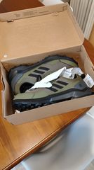 Παπούτσια hiking Adidas Terrex AX4 αφόρετα στο κουτί τους