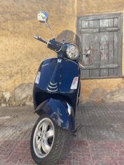 Piaggio Vespa GTS 300 '22 Abs