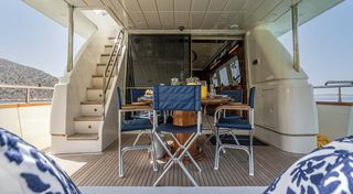 Falcon 2006 86 Flybridge / Refitted 2021-thumb-3