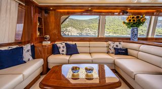 Falcon 2006 86 Flybridge / Refitted 2021-thumb-10