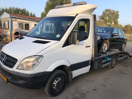 Mercedes-Benz '12 Sprinter