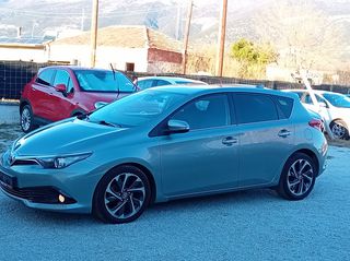 Toyota Auris '17 1.6 D4D CAMERA PILOTO KLIMA FL