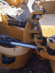 Μπουλντόζες CAT 2007 D6Ν-thumb-3