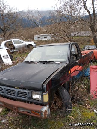 Nissan Navara 1992
