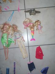 Κούκλες Barbie Mattel..7 κούκλες barbie ...η ροζ βέσπα....κουτί ντουλάπα...πολλά ρούχα...ζωάκια..κ.α