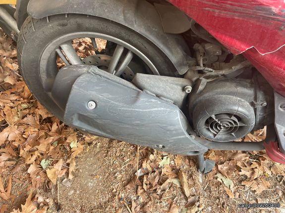 Peugeot looxor 150cc piaggio μοτερ! Για ανταλλακτικα!!!-thumb-2