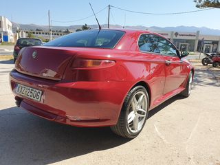 Alfa Romeo GT 2009 VELOCE-thumb-40