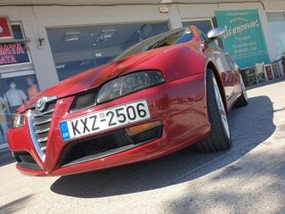 Alfa Romeo GT 2009 VELOCE-thumb-16