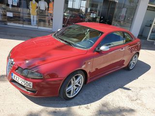Alfa Romeo GT 2009 VELOCE-thumb-17