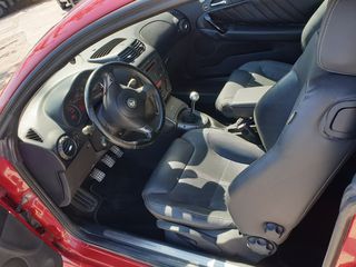 Alfa Romeo GT 2009 VELOCE-thumb-20