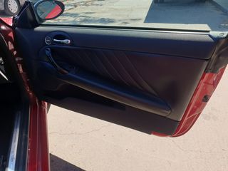 Alfa Romeo GT 2009 VELOCE-thumb-33