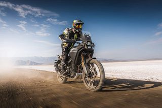 CFmoto 450 MT 2026 ΕΤΟΙΜΟΠΑΡΑΔΟΤΟ-thumb-3