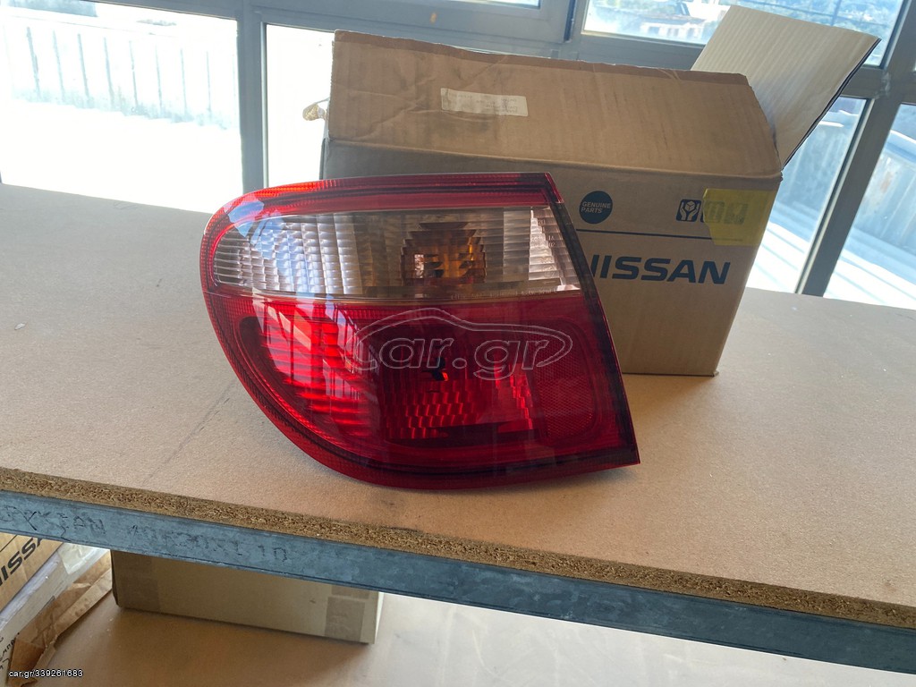 ΦΑΝΟΣ ΠΙΣΩ ΔΕΞΙ (SEDAN) ALMERA N16