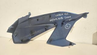 Αριστερό φέρινγκ από HONDA FORZA 125 2021 (64502-K1B-T000)-thumb-2