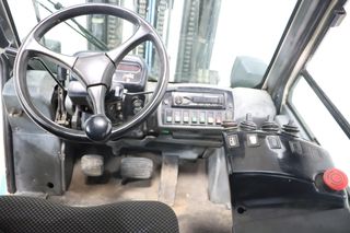 Mitsubishi 2000 FD35K-thumb-7