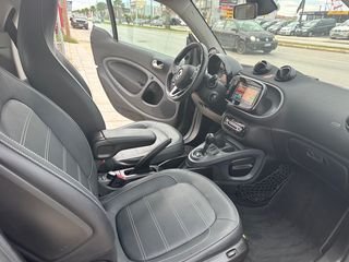 Smart ForTwo 2016-thumb-8
