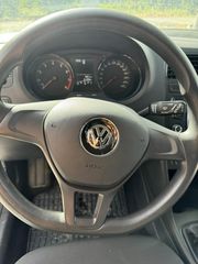 Volkswagen Polo 2016-thumb-5