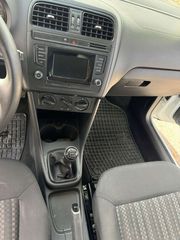 Volkswagen Polo 2016-thumb-10