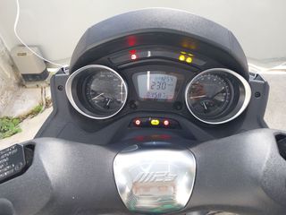 Piaggio MP3 300 '23