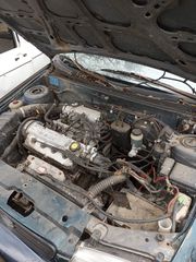 Suzuki Baleno 2000-thumb-1