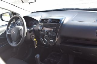 Mitsubishi Space Star 2020-thumb-10