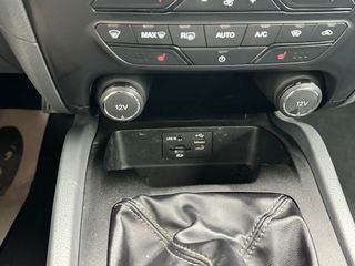 Φορτηγό Έως 7.5τ Ford 2016  RANGER 2.2 TDCi 4X4 Edition Limited -thumb-58