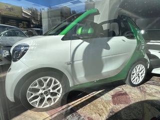 Smart ForTwo 2017 cabrio electric drive-thumb-1