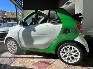 Smart ForTwo 2017 cabrio electric drive-thumb-11