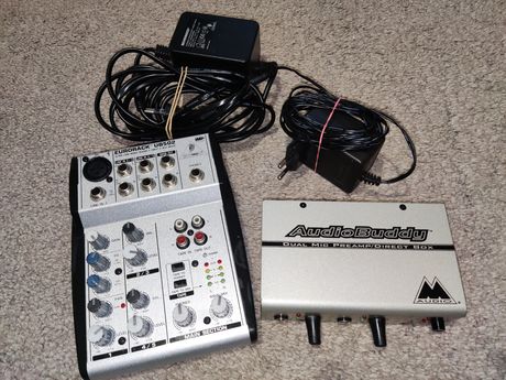 Κονσόλα μίξης ήχου Behringer Eurorack UB502 studio και μαζί  μικροφωνικος ενισχυτής M-Audio Audio Buddy 