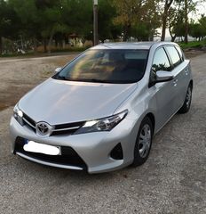 Toyota Auris 2014