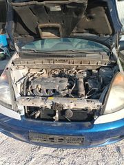 Toyota Verso 2002-thumb-3
